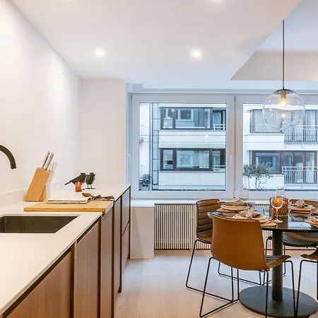 Modern And Spacious Design Nearby The Ostende