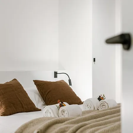 Appartement Modern And Spacious Design Nearby The